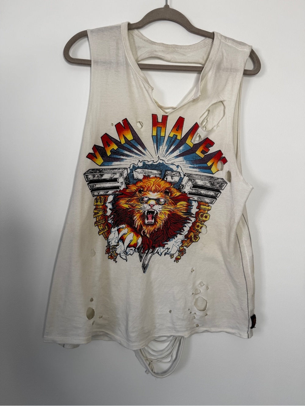 Trunk Ltd Van Halen Band Tee Muscle Shirt Top Sleeveless Cream Fringe Sz M